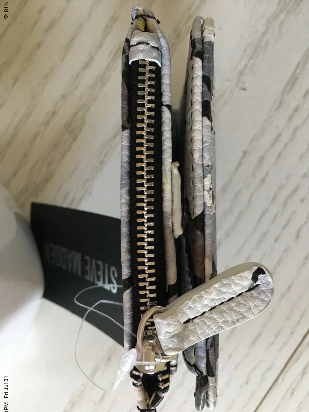 Steve Madden Floral Wallet in Gray and White